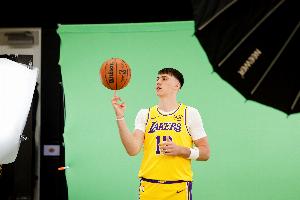 神了！拉拉维亚三连胜期间场均砍下21.7分 投篮32中25&三分12中8