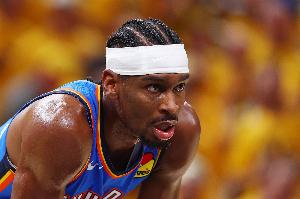 阿杰伊-米切尔：每天亚历山大都是第一个到球馆 最后一个离开的