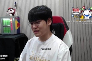 Gumayusi：我会坚持到拳头肯给我名人堂烬为止 或者第四冠再选烬