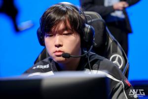 吧友们如何评价涵艺称Bin的荣誉只输给圣枪哥？吧友们认同吗？