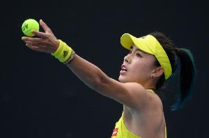 将战袁悦！网球女单卫冕冠军王蔷2-0张莹，晋级全运会第三轮