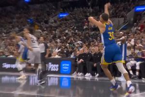 世界级进球小区级庆祝！库里面对文班超神仙高打板后疯癫庆祝