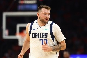 各队队史单场得分王：9队都有70+先生 科比81张伯伦100都不可破？