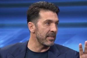 布冯：阿莱格里的风格展现得淋漓尽致，他给米兰的印记显而易见