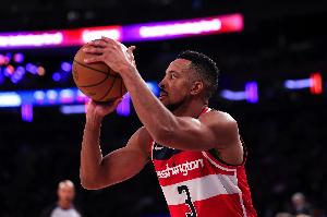 真不容易！奇才结束14连败 取得本赛季球队第二胜