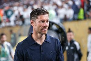 记者：阿隆索与维尼修斯等多位球员单独谈话 并获弗洛伦蒂诺支持