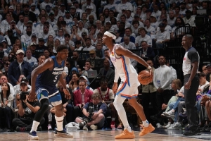 安德烈·米勒：SGA和华子将接过火炬 想看布克和三球换队