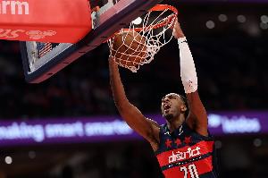 萨尔腹股沟酸痛！奇才主帅：伤势不严重 他将缺席今天和明天比赛