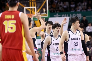 杨毅：韩国真不能算强队&得分点就李贤重一人 对方心理优势太大