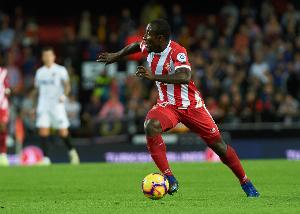 罗体：罗马旧将敦比亚接受测谎，结果显示他的年龄改小了近6岁