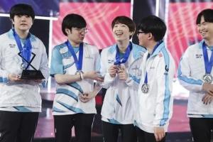 BeryL：Bin在20年决赛前就在选手中很有名，还有卓定也很厉害