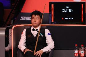 赵心童英锦赛成绩：2021年夺冠，2022、2024年一轮游，今年第二轮