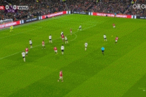 阴差阳错！达洛特挡下卡塞米罗打门后抓住空挡顺势破门，曼联领先