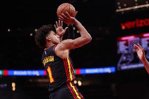 19分18板16助！杰伦·约翰逊单场得分篮板助攻均15+ 老鹰队史首人