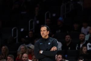 3连败！斯波：球队攻防两端都缺乏活力 这不是我们最佳表现