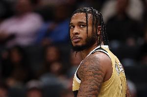 又搞事情了？奇才本场12人名单11人登场 仅惠特摩尔没捞到时间