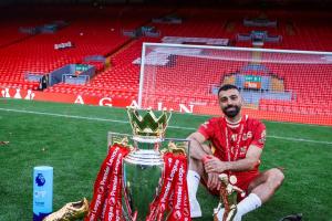 利物浦旧将：萨拉赫自欺欺人抬咖，把自己当梅罗了，但他不是！