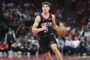 信心十足！谢泼德追身三分一箭穿心 帮助球队迫近比分