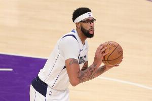 名记：勇士和浓眉的流言毫无真实性 勇士没就他和独行侠接触过