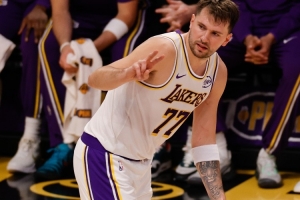 76人打得很快但你们没有快起来！东契奇：那都是因为我