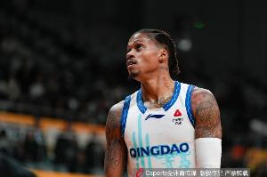 尽力局！约瑟夫·杨27分钟 19中10&三分9中4空砍全场最高32分