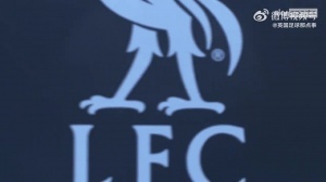 萨拉赫争议性采访后，参加利物浦的备战训练，期间和队友有说有笑