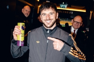 斩获进球！芒特当选曼联vs狼队英超官方全场最佳球员