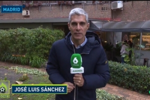 不会首发！六台记者：预计姆巴佩将在对阵曼城的比赛中替补待命