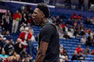 赫伯特·琼斯：奎因努力让每个人都参与到进攻中 非常注重细节