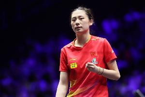 陈熠4-3朱雨玲晋级WTT总决赛女单8强，下轮将战陈幸同