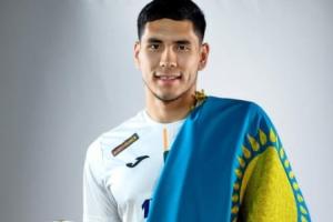 神！阿拉木图凯拉特欧冠0-1小负，22岁门将8次扑救、身价40万欧