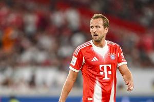 记者：凯恩愿意与拜仁续约至2028年，他决定不激活解约条款