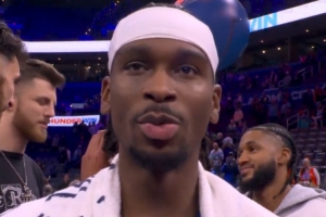 亚历山大：每天都想变得更好 杯赛有奖金&所以我们都带着干劲