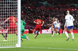 媒体人：中国女足找英格兰热身是自找羞辱，真有必要请洋帅吗？