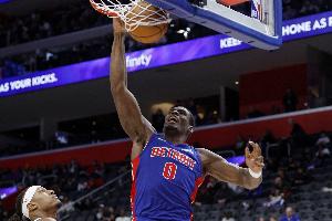 场均18.8分！杜伦：跑位处理球都很果断 出色表现要感谢队友教练