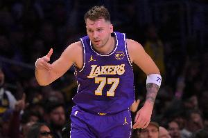 铁林：尽管东契奇砍35分 但似乎并没对比赛产生显著影响