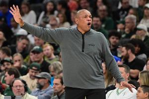 雄鹿遭遇困境！里弗斯：我们不会恐慌 更没打算匆忙调整阵容