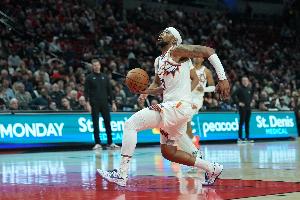 韧性十足！布耶切帽霍姆格伦 古德温反击快下上篮打停雷霆！