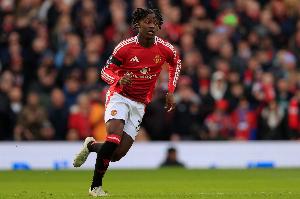 那不勒斯总监：引进梅努需要做出正确评估，看看接下来会发生什么