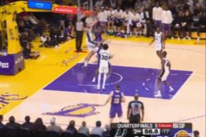 老夫聊发少年狂詹姆斯起飞隔扣中锋科内特 这是快41岁的人？