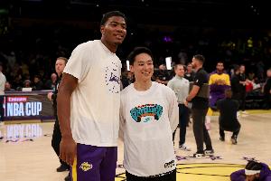 媒体人：日本篮协主席与八村塁&河村勇辉会面 八村回国家队现转机