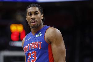 艾维：远离赛场11个月太过漫长 重新回归与队友并肩作战感觉不同