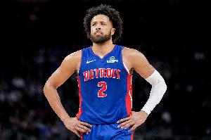 比克斯塔夫：康宁汉姆是联盟目前关键时刻表现最出色的球员