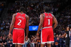 一团糟！船记：快船拥有如此多老将 但关键时刻却无法取胜