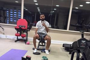 连续2场没上！萨拉赫再更社媒晒夜晚健身照 3日后启程参加非洲杯