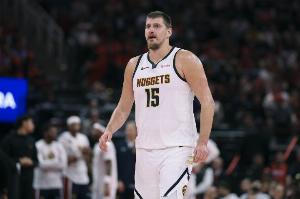 超杜兰特！约基奇第11次以90+%真实命中率砍下30+ 历史第3多