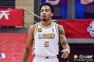 媒体人：广厦男篮不仅本土班底保持稳定 而且外援更厉害了