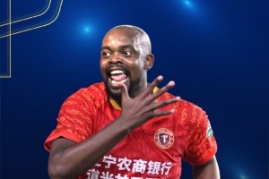 27战28球，辽宁铁人前锋姆本扎获得中甲最佳射手