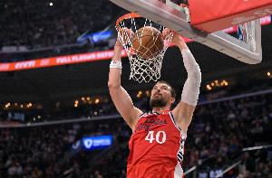 祖巴茨成本季首个&历史第65个 单场出手至少14次且90%+命中率球员