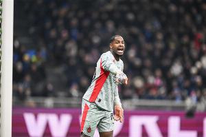 佩杜拉：米兰将与迈尼昂续约视为当务之急，球员想要800万欧年薪